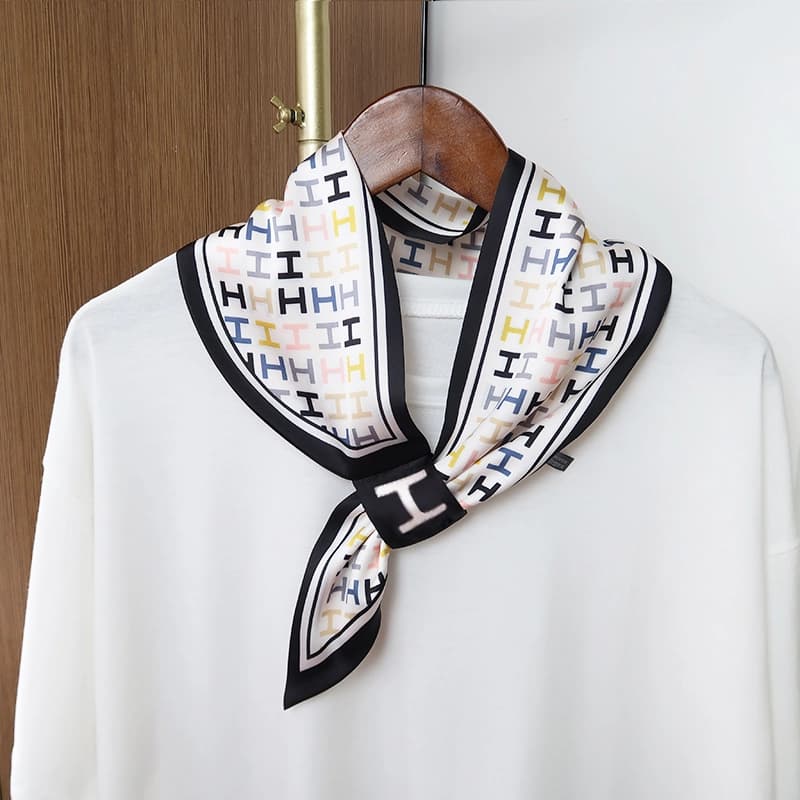 Women's Multicolor Casual Printed Scarve