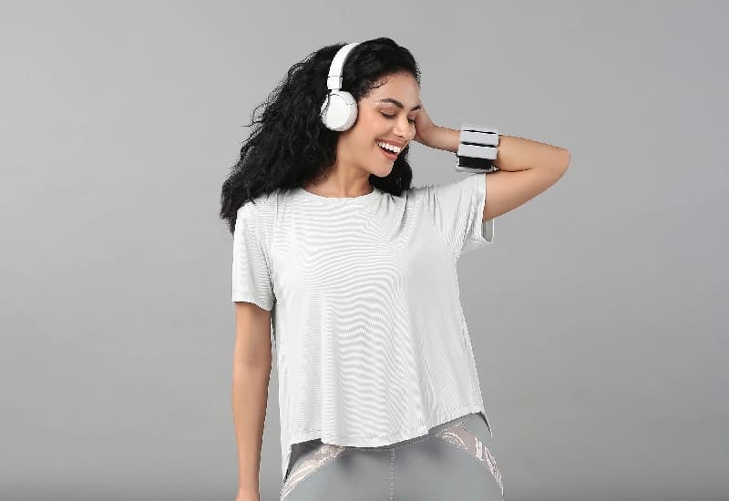 Women's Grey Casual Solid Regular Fit Top