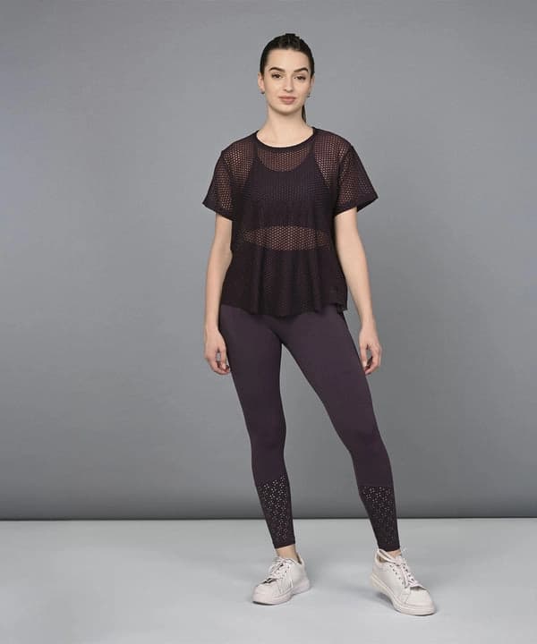 Women's Black Casual Solid Regular Fit Top
