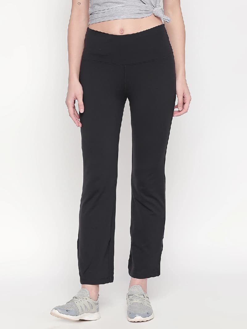 Women's Black Casual Solid Regular Fit Trouser
