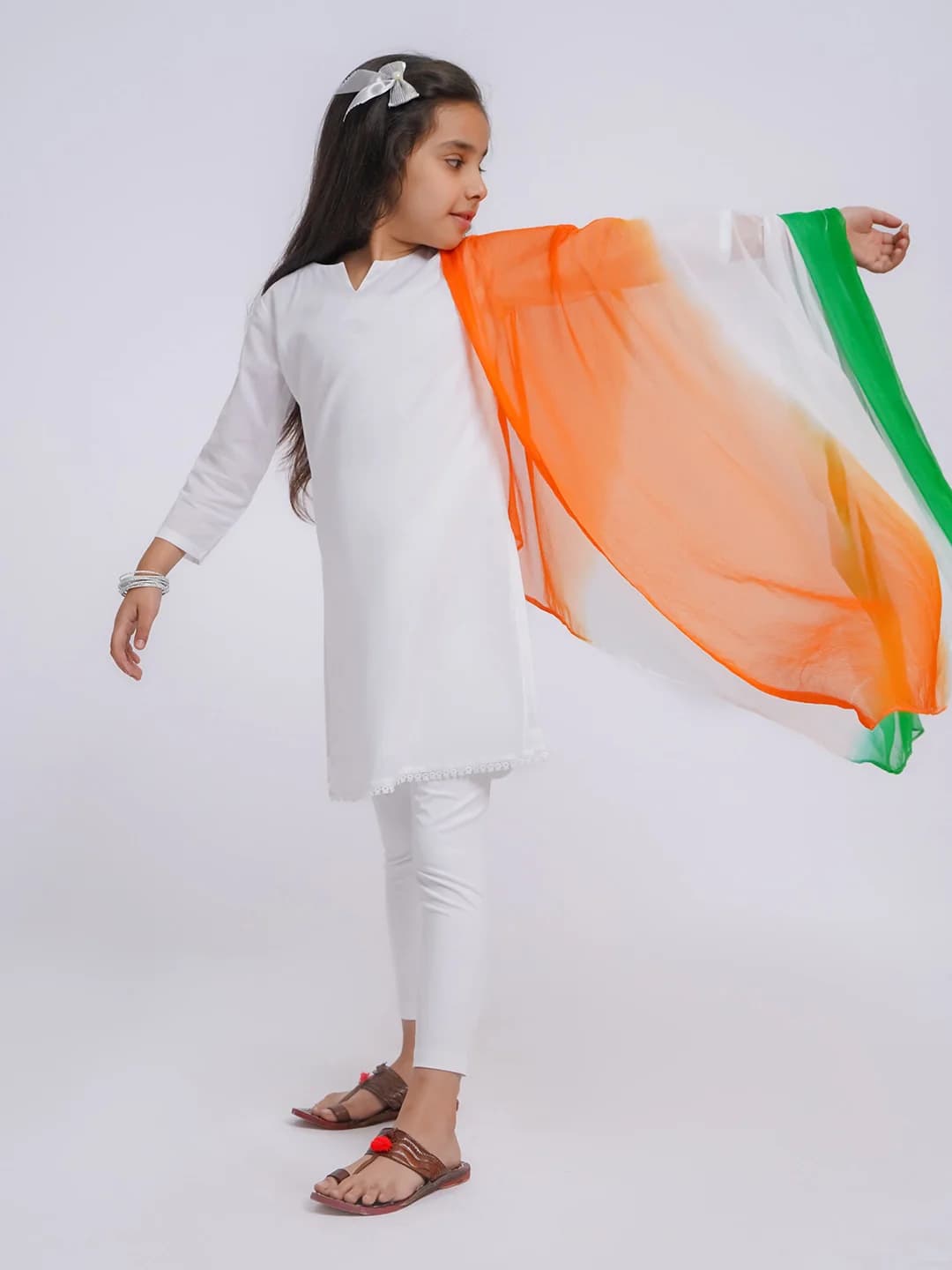 Girls Independence day Special Cotton White Solid Kurta Legings & Dupatta Sets