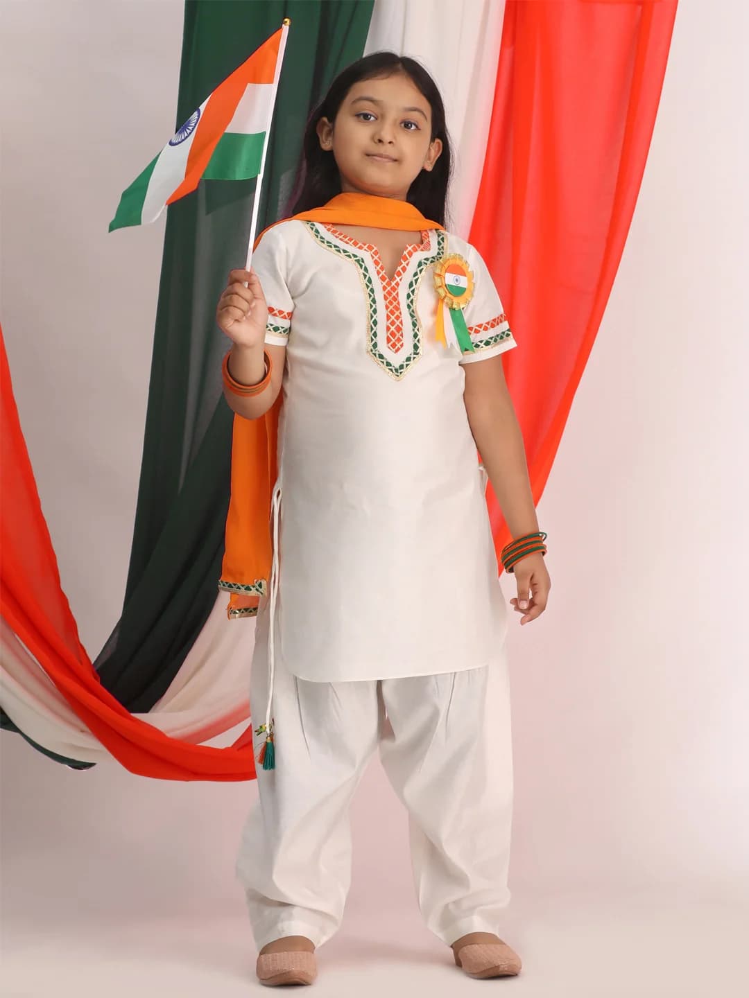 Girls Independence day Special Cotton White Solid Kurta Pyjama Sets