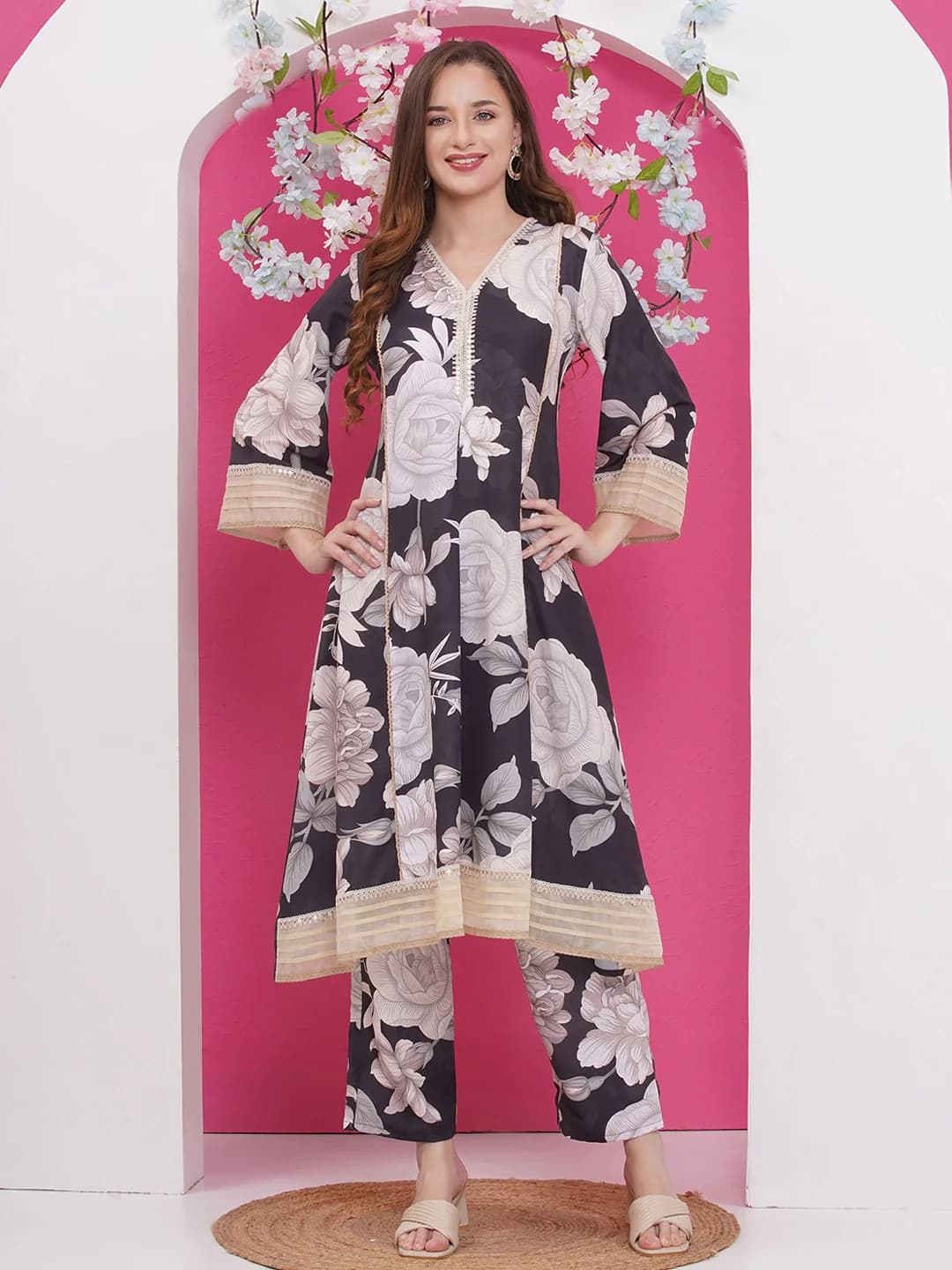 Women's Black Festive Kurta Set