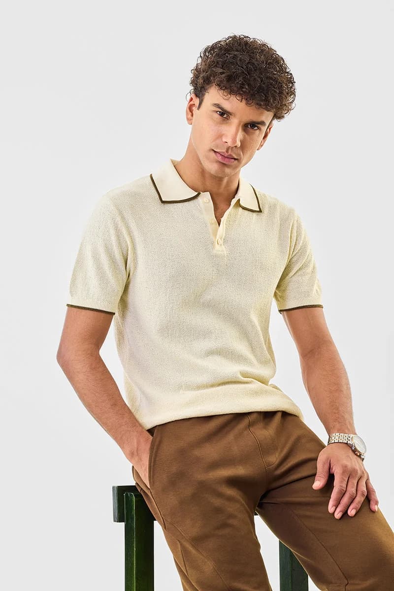 Men's Off White Casual Textured Regular Fit Polo Tshirt