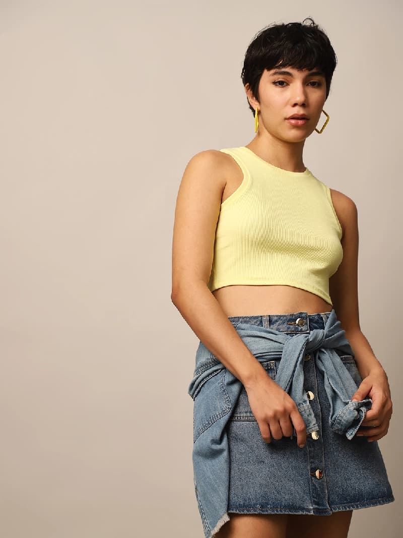 Women's Yellow Casual Slim Fit Solid Sleeveless Top