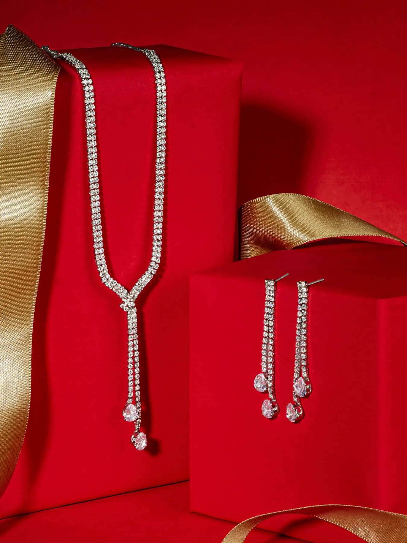 Women's Silver Tone Dazzling Party Bling Minimal Necklace & Earring Set