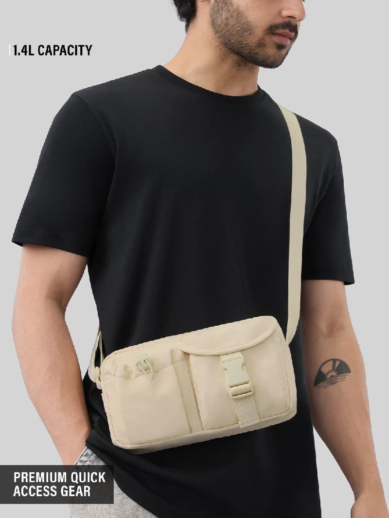 Unisex White Solid Cargo Pack Off White Fanny Crossbody Bag