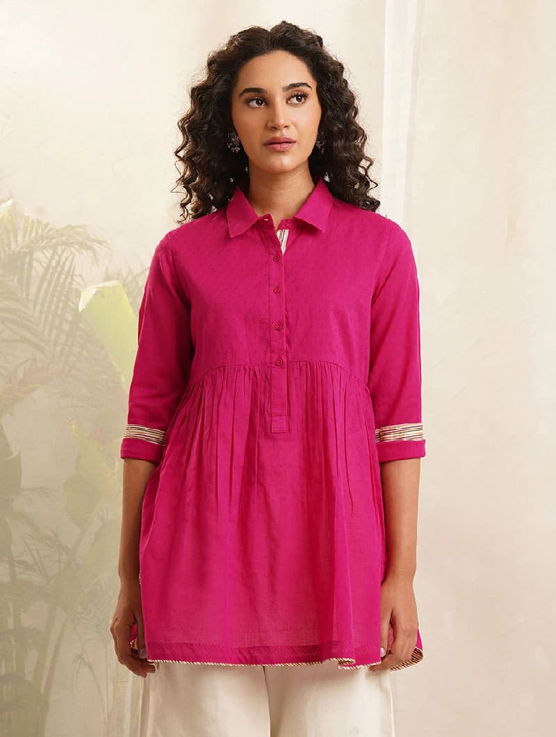 Women's Pink Casual Solid Regular Fit Top