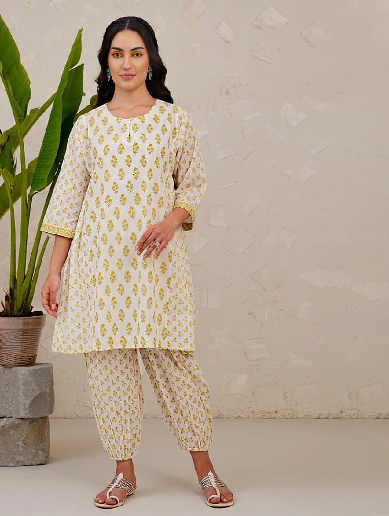 Women's Multicolor Casual Printed Regular Fit Kurta