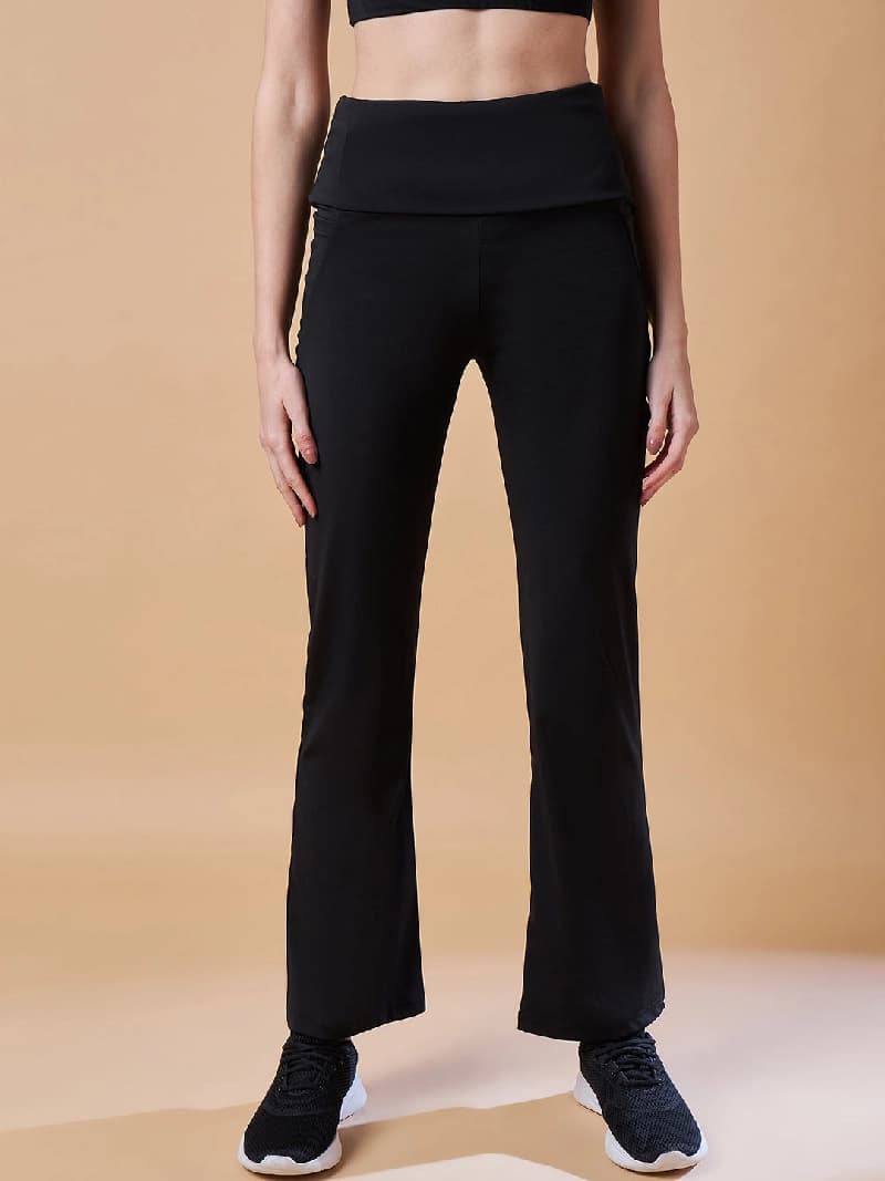 Women's Black Casual Solid Regular Fit Tight
