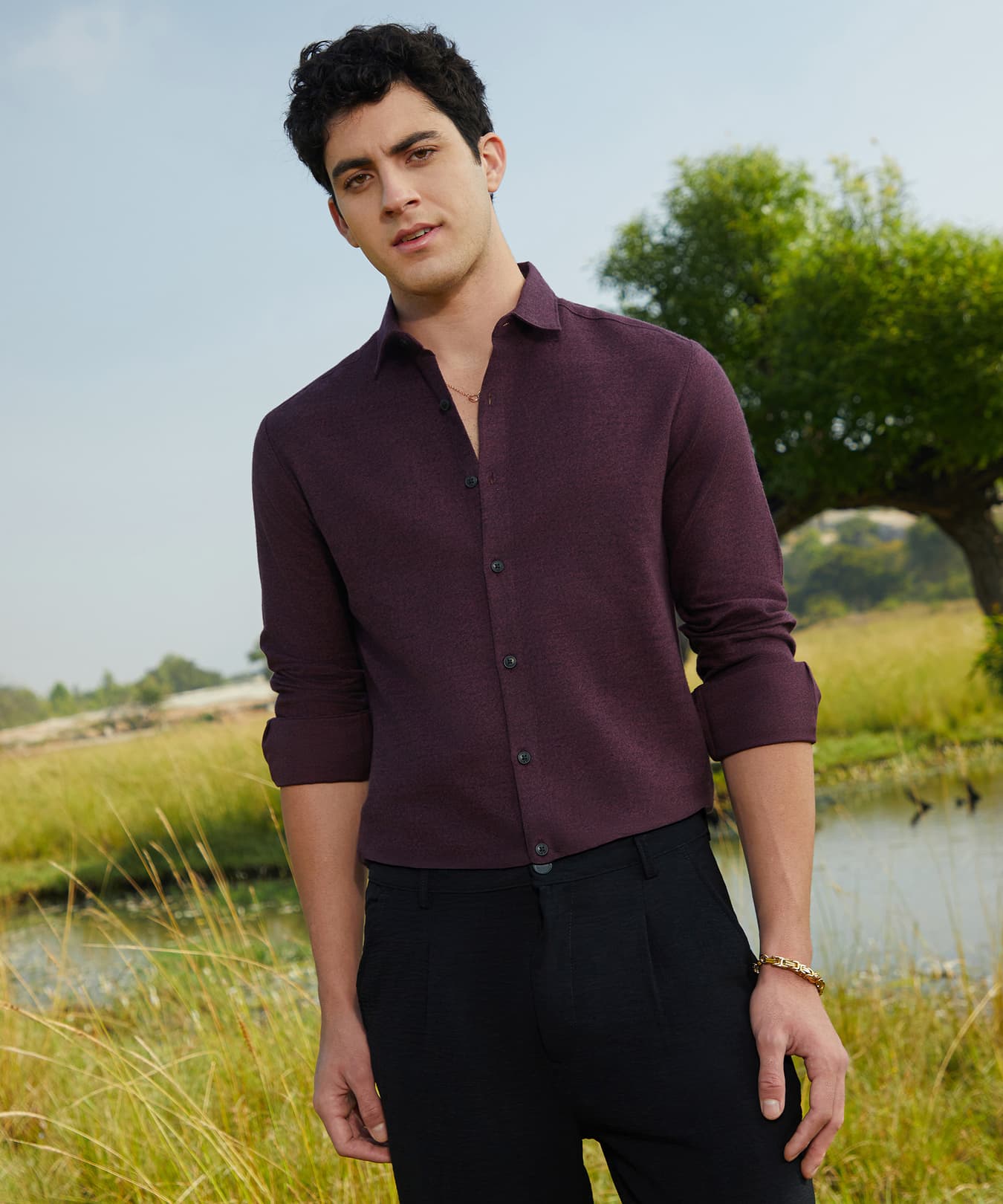 Men's Red Casual Solid Regular Fit Shirt