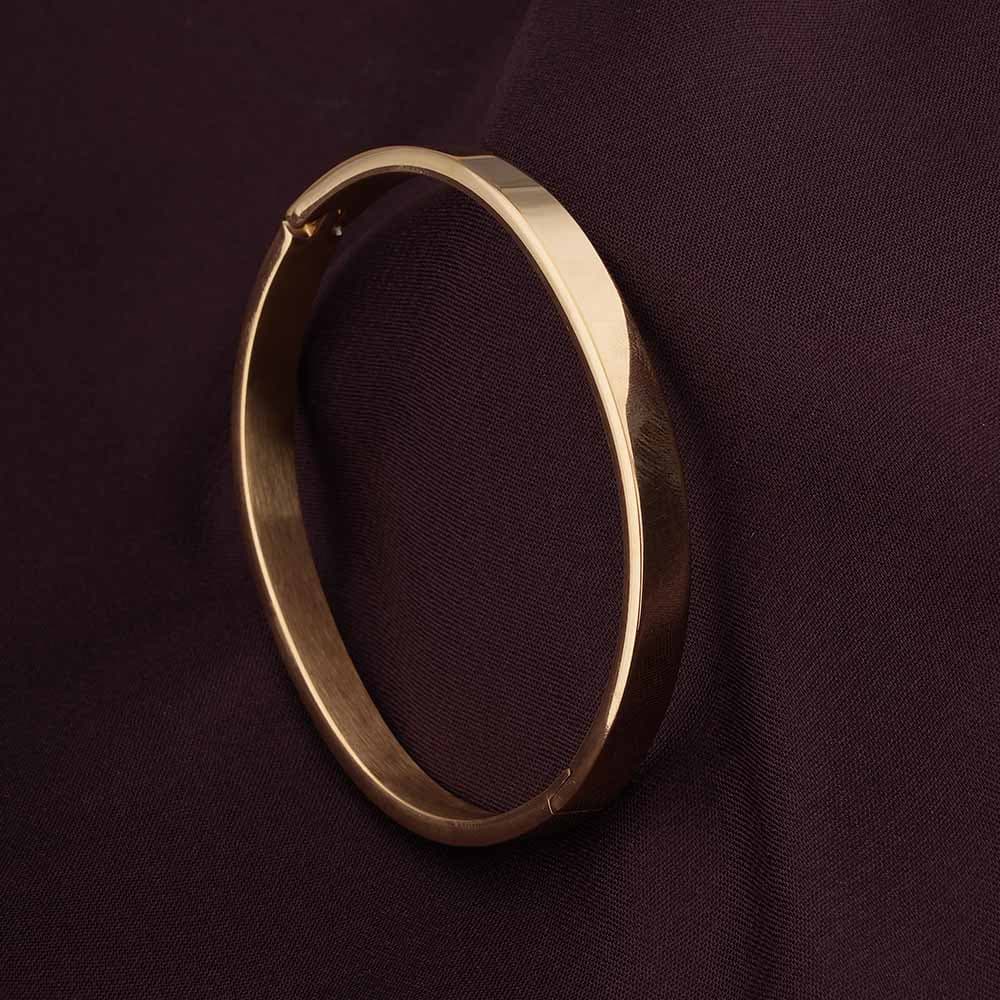 Women's Gold Casual Wear Gold Plated Stainless Steel Bracelet