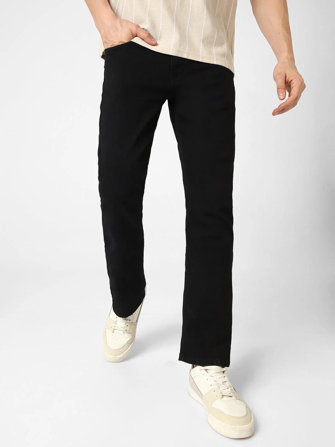 Men's Black Casual Bootcut Fit Solid Mid Rise Jeans
