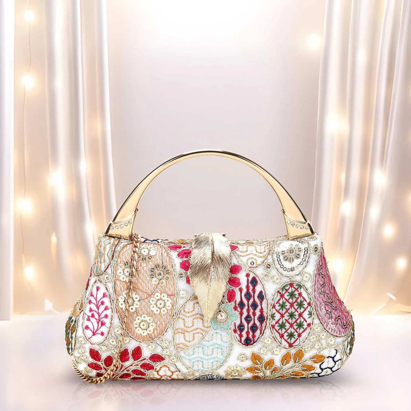 Women's Multicolor Casual Fabric Handbag