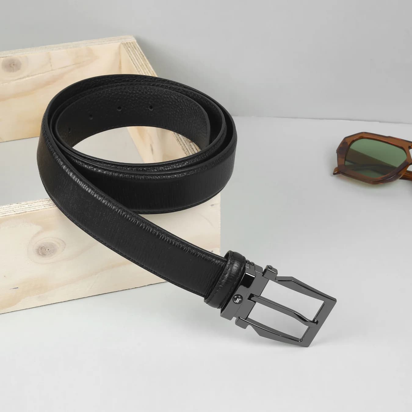 Men's Black Formal Solid Synthetic Belt