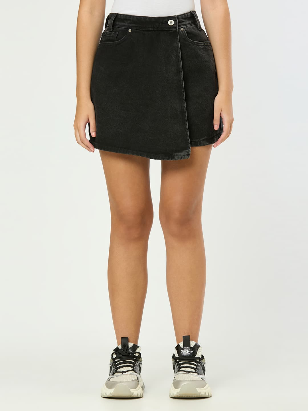 Women's Black Casual Knee Length Shorts