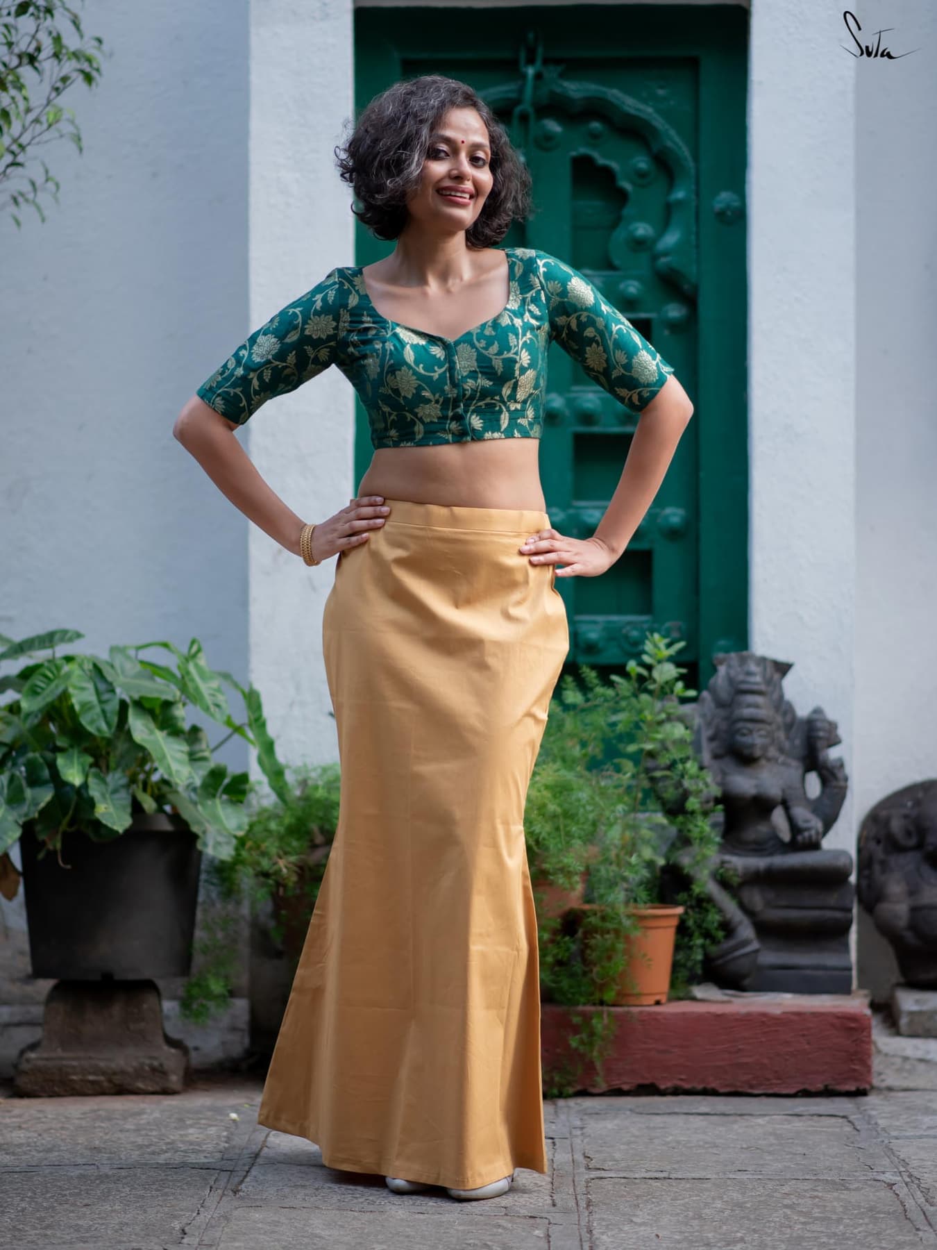 Women's Gold Cotton Lycra Underskirt