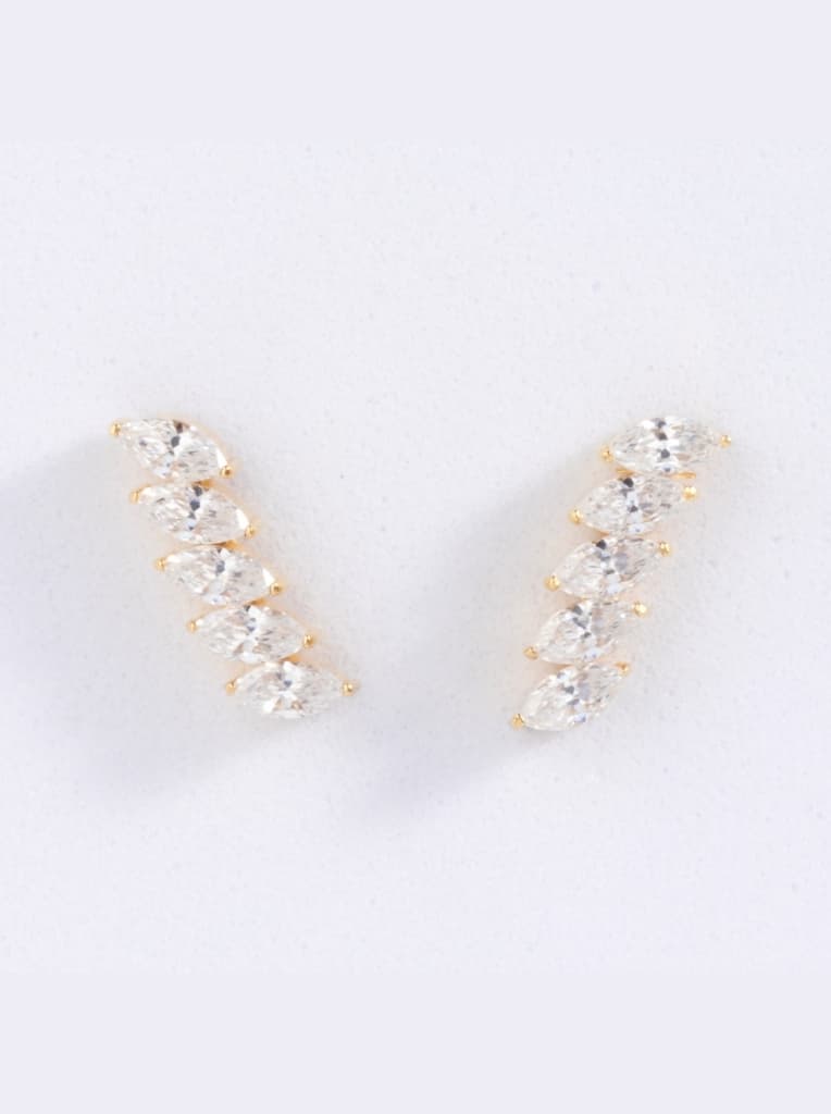 Women's White Party Wear Earring