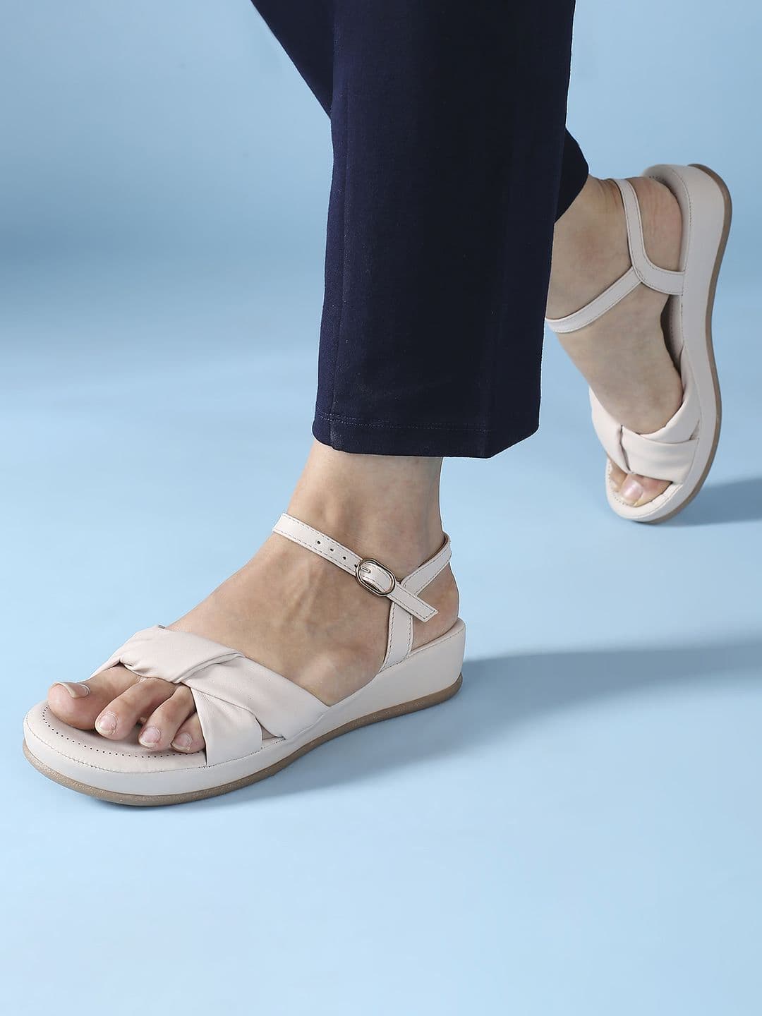 Women's Cream Casual Synthetic Stacked Heel Slip-Ons Sandals