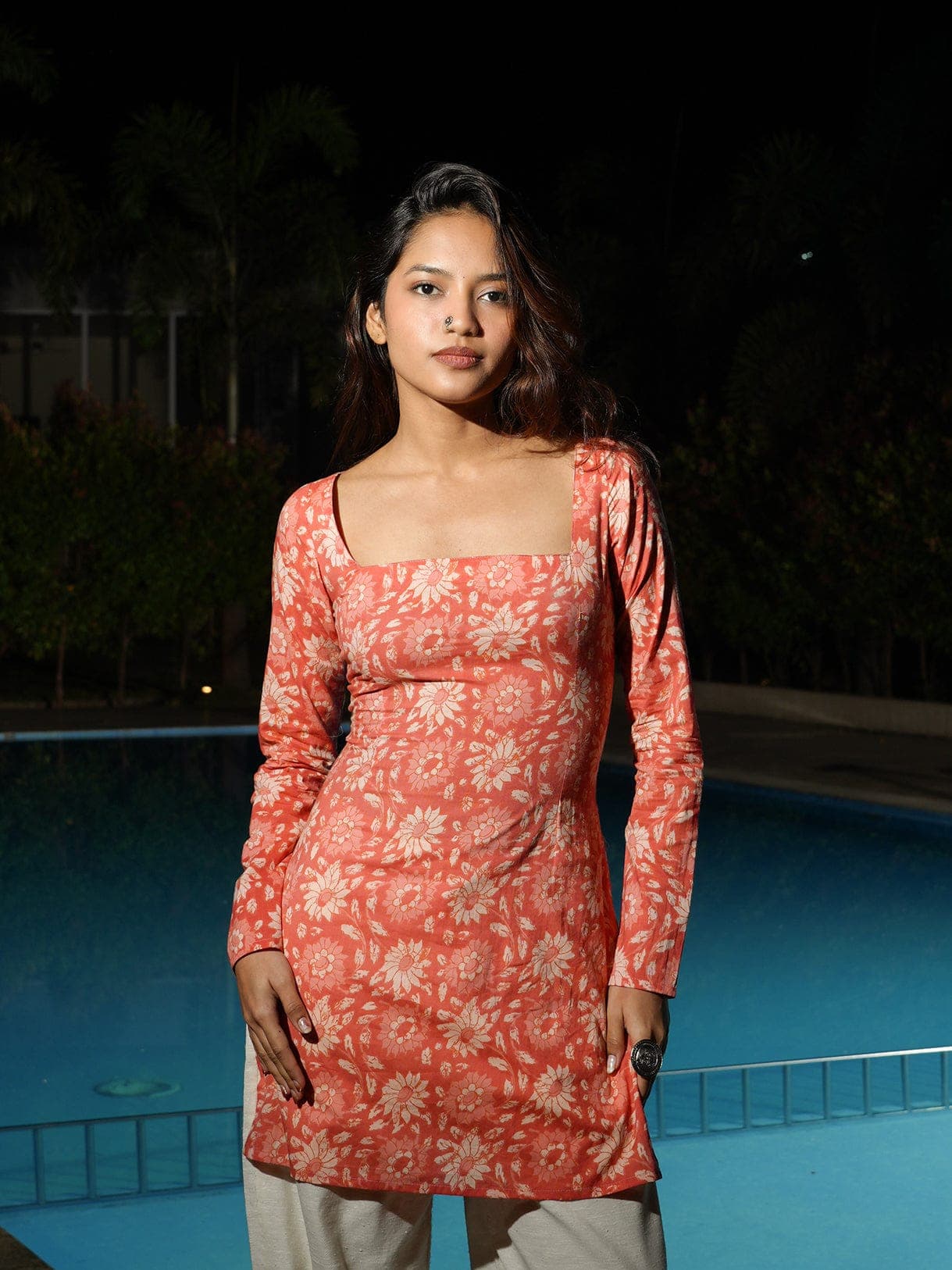 Women's Pink Casual Slim Fit Full Sleeves Kurti