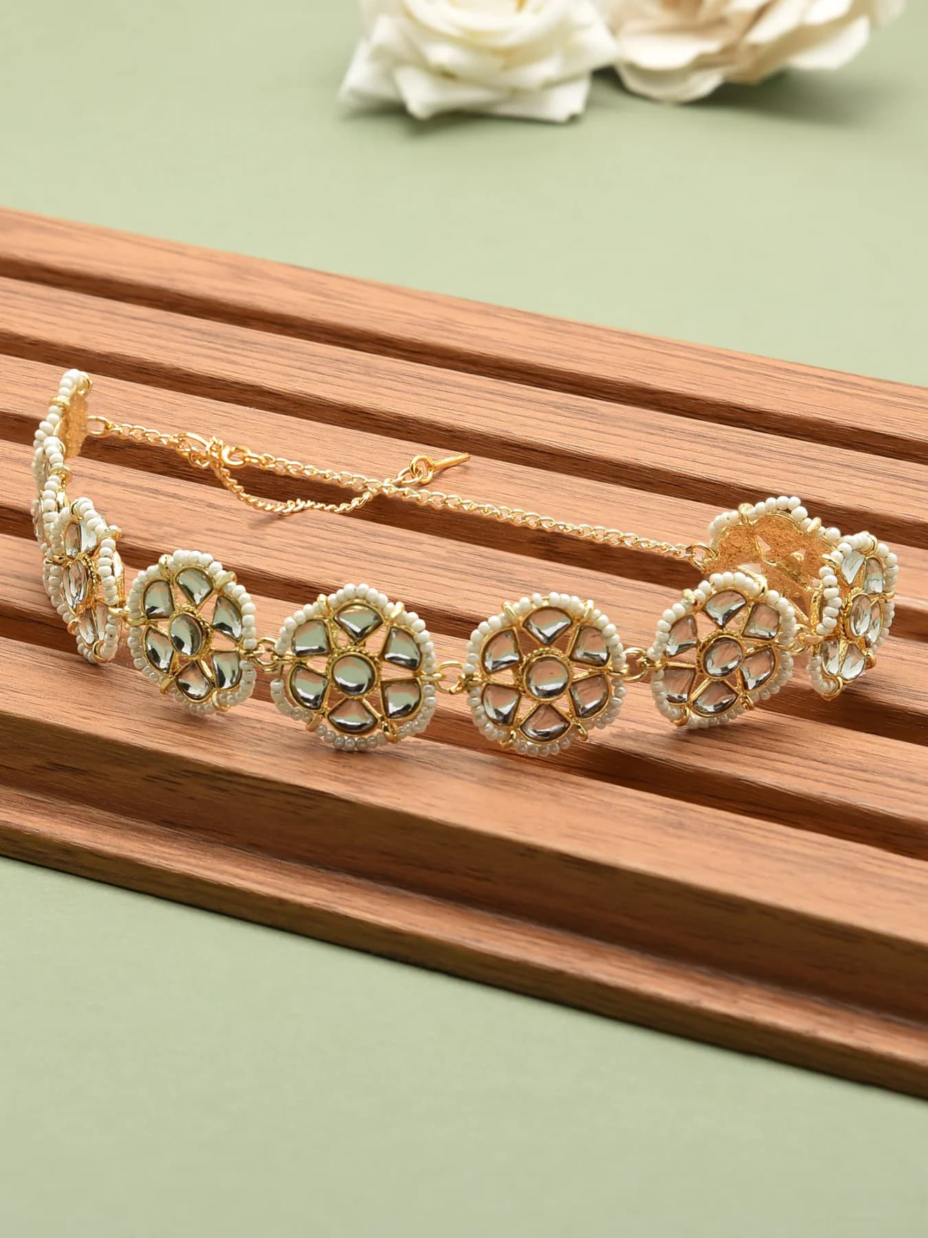 Women's Gold Tone Kundan and Pearls Studded Flowers Ethnic Head Chain