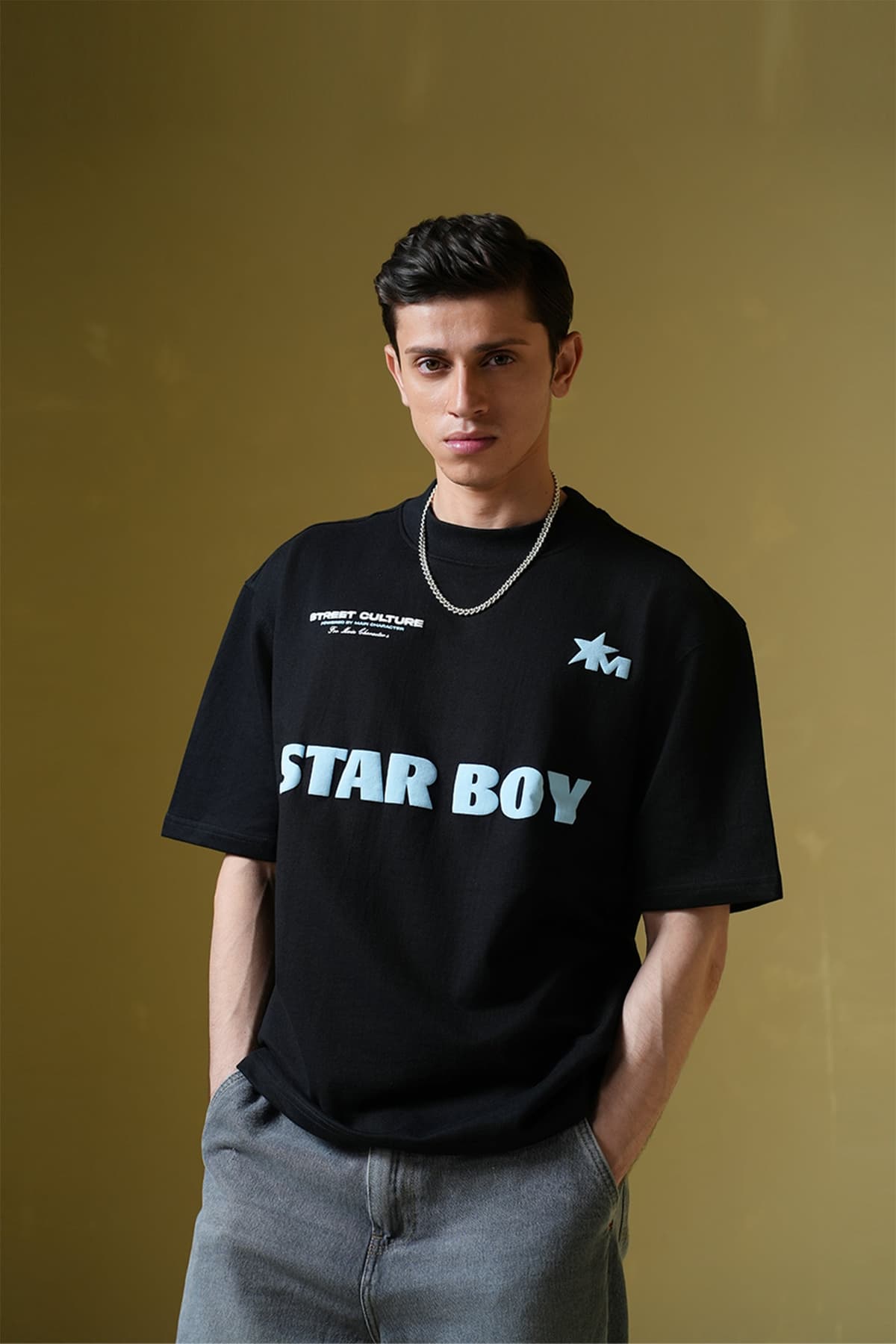 Men's Black Casual Oversized Fit Half Sleeves Tshirt