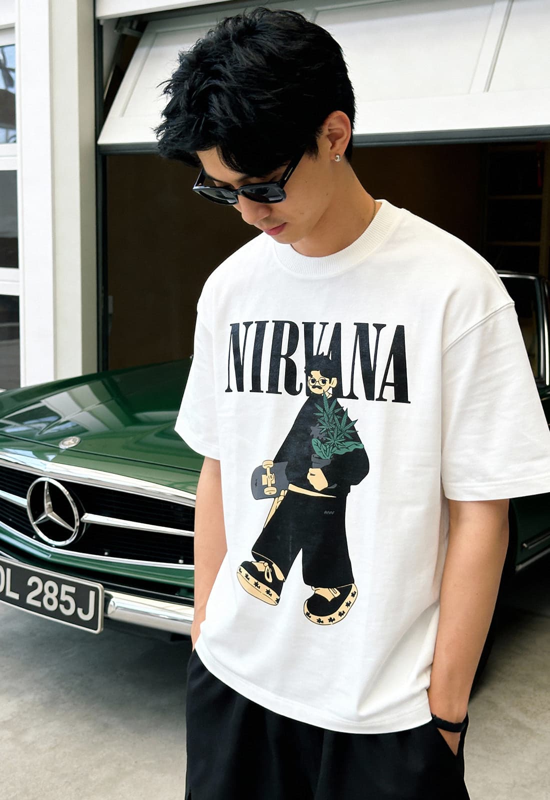 Men's Off White Casual Oversized Fit Half Sleeves Tshirt