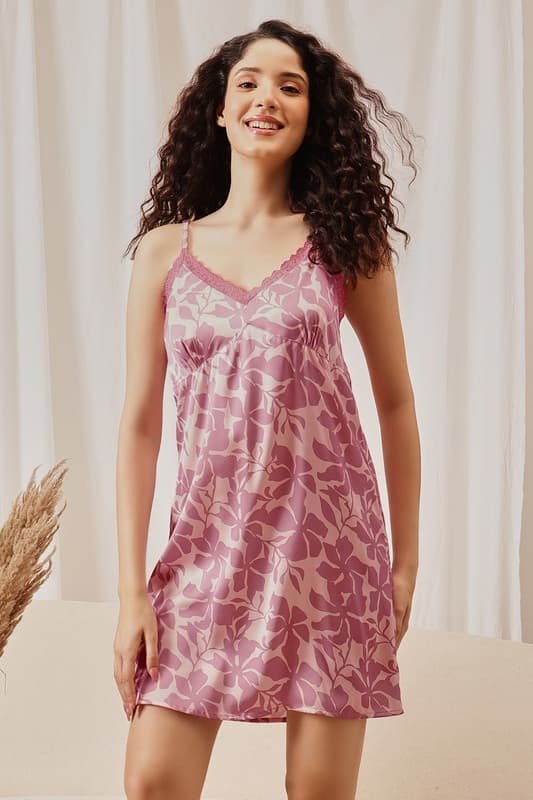 Women's Pink Chic Floral Print Short Nighty