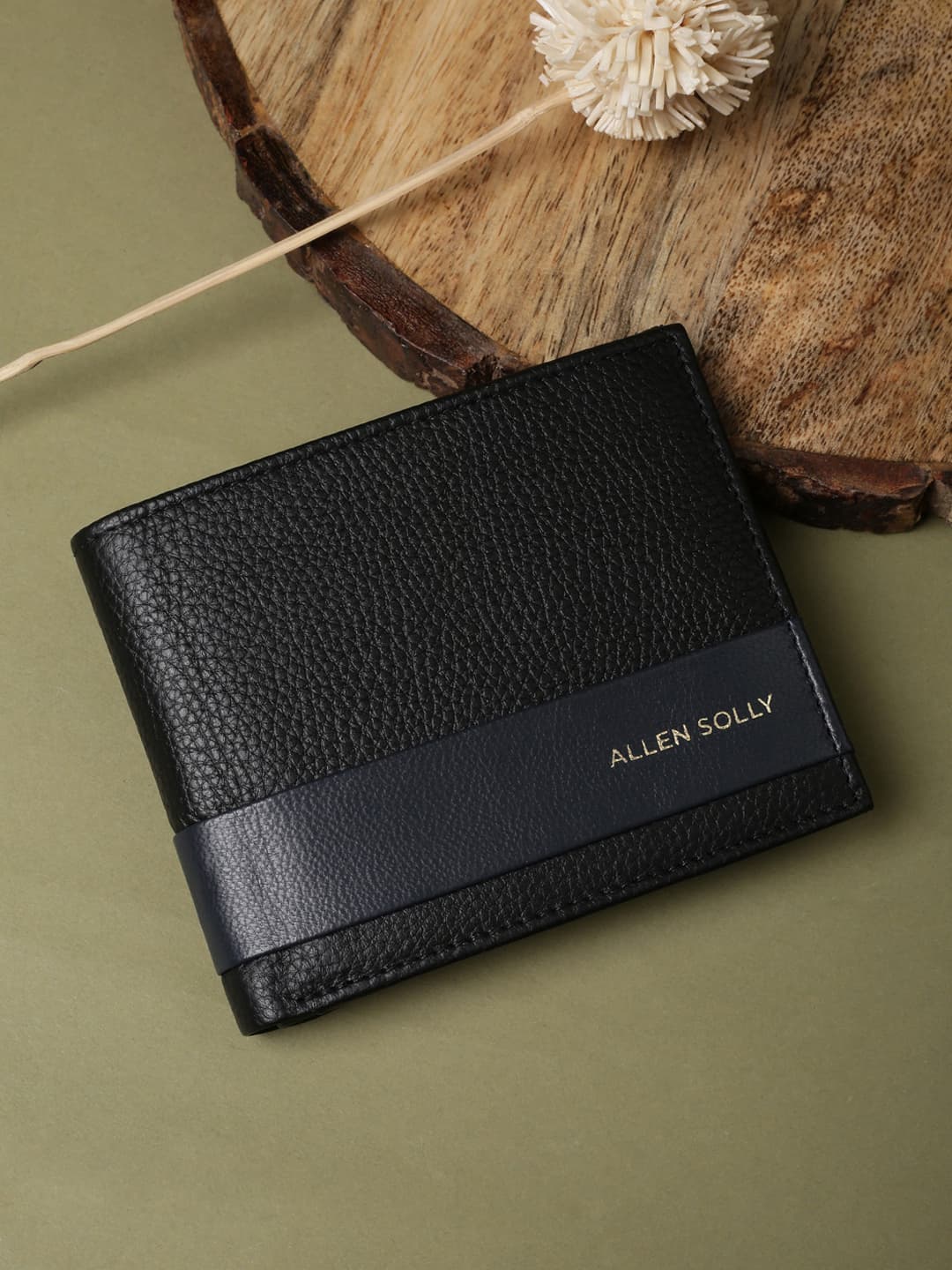 Men's Black Casual Textured Leather Two Fold Wallet