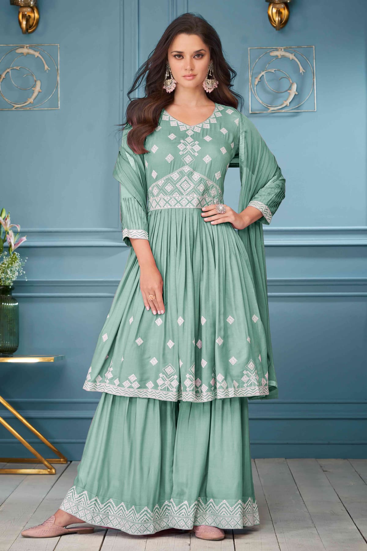 Women's Green Festive Regular Fit Three Quarter Sleeves Salwar Suit