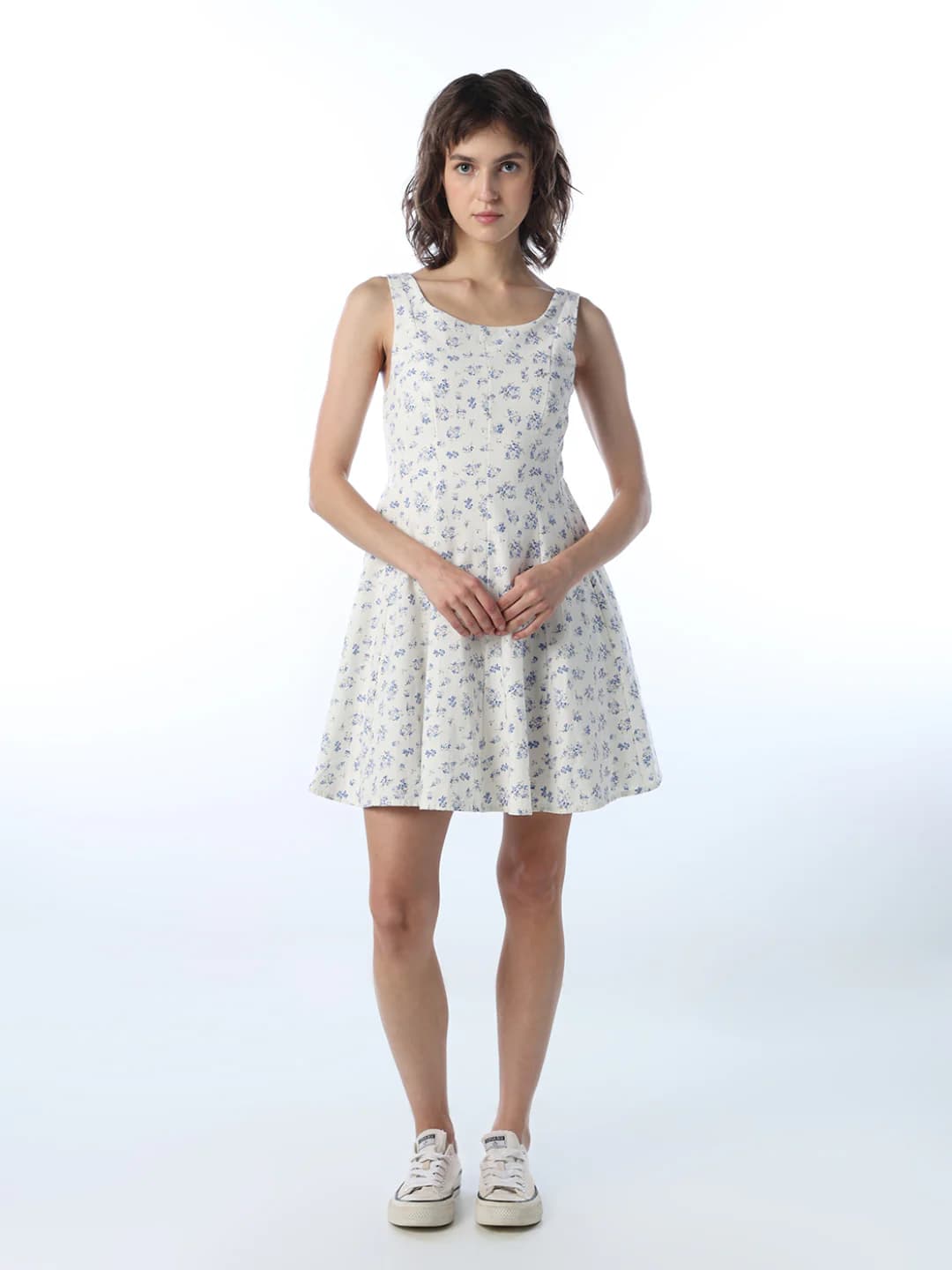 Women's White Casual Sleeveless Floral Dress