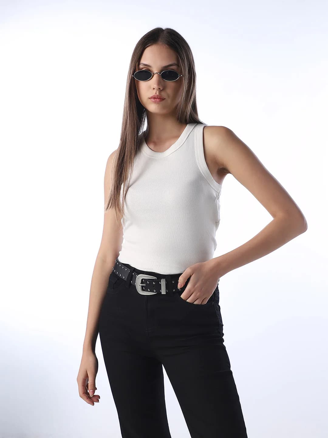 Women's White Casual Solid Sleeveless Top
