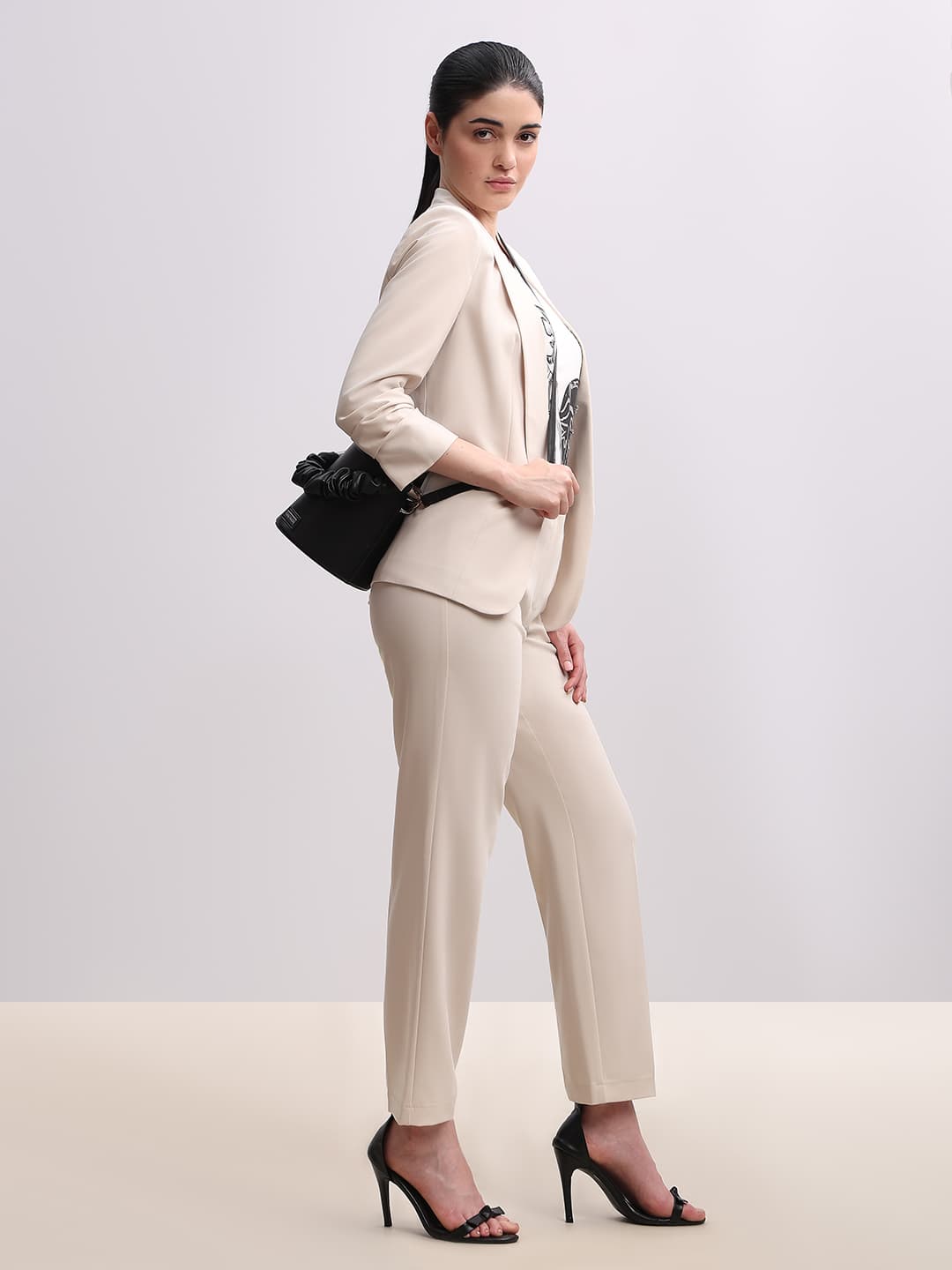 Women Beige Casual Solid Straight Fit Trouser