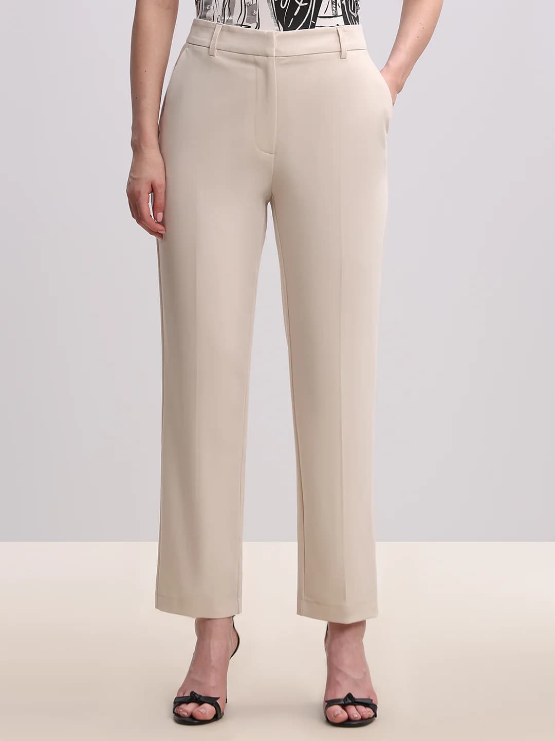 Women Beige Casual Solid Straight Fit Trouser