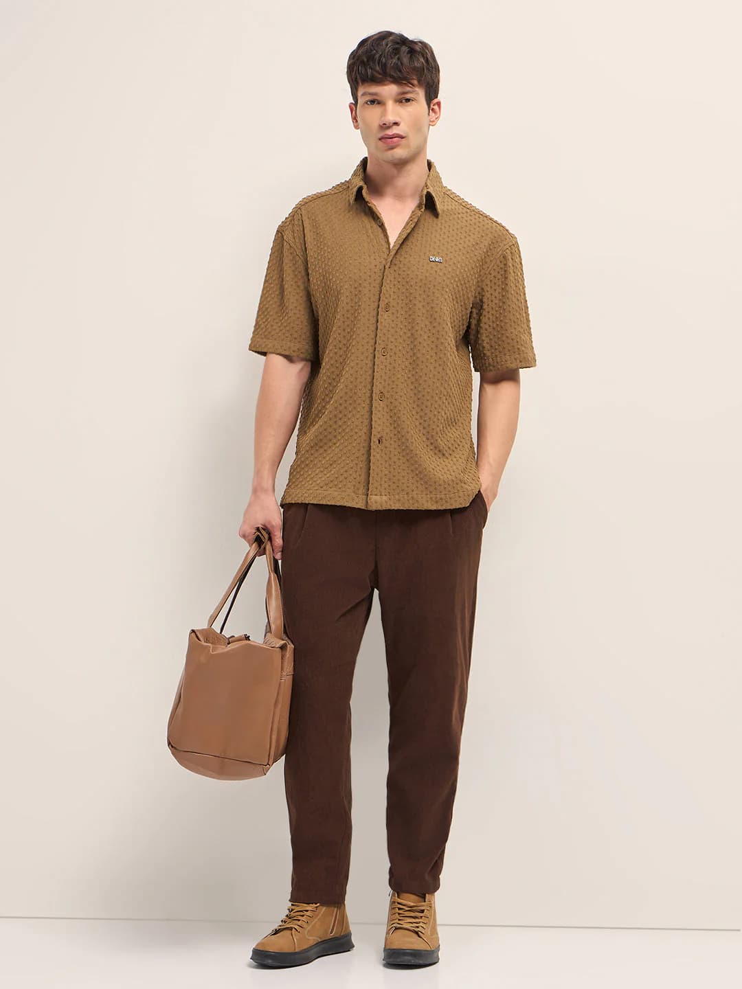 Men's Green Textured Woven Oversized Fit Half Sleeve Casual Shirt