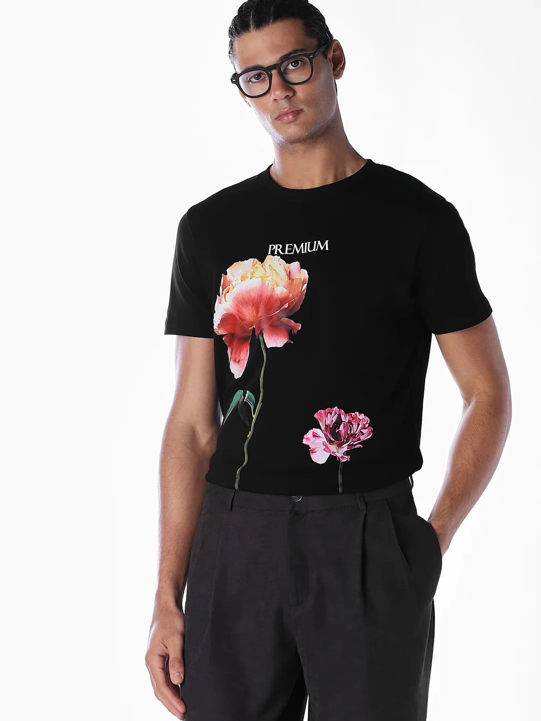 Men's Black Casual Half Sleeves Floral Tshirt
