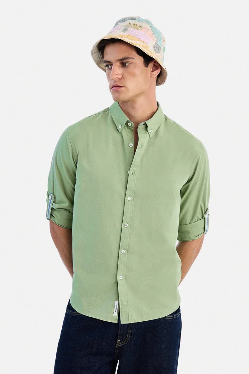 Men's Green Casual Regular Fit Solid Full Sleeves Cotton Shirt