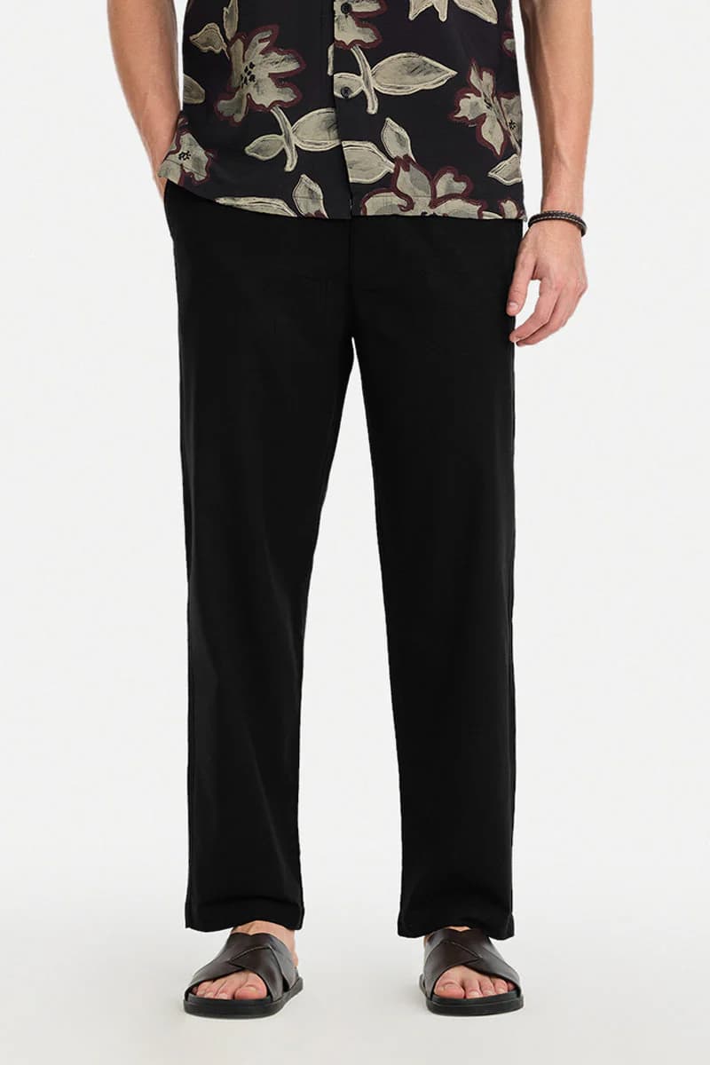 Men's Black Casual Regular Fit Solid Trouser