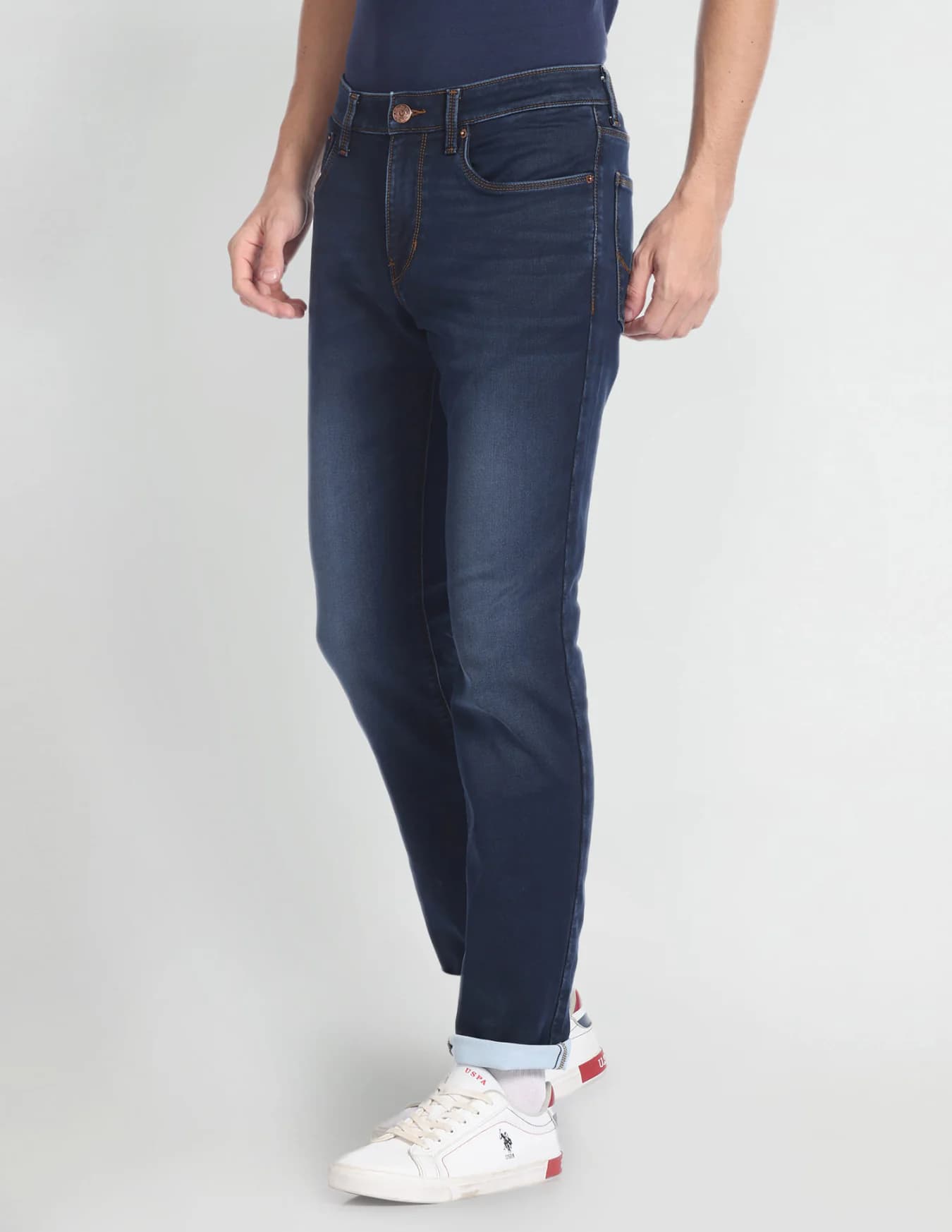 Men's Blue Casual Tapered Fit Mid Rise Non-Faded Jeans
