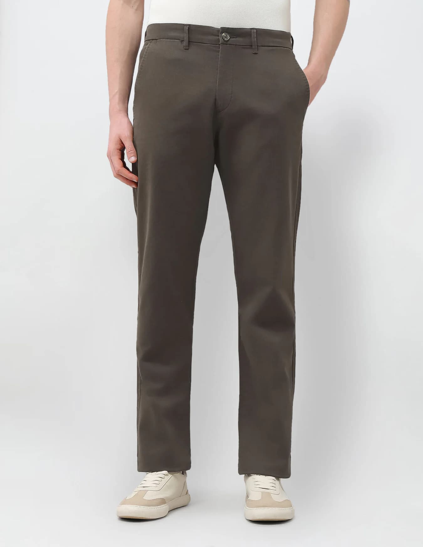 Men's Brown Casual Straight Fit Mid Rise Non-Faded Trouser