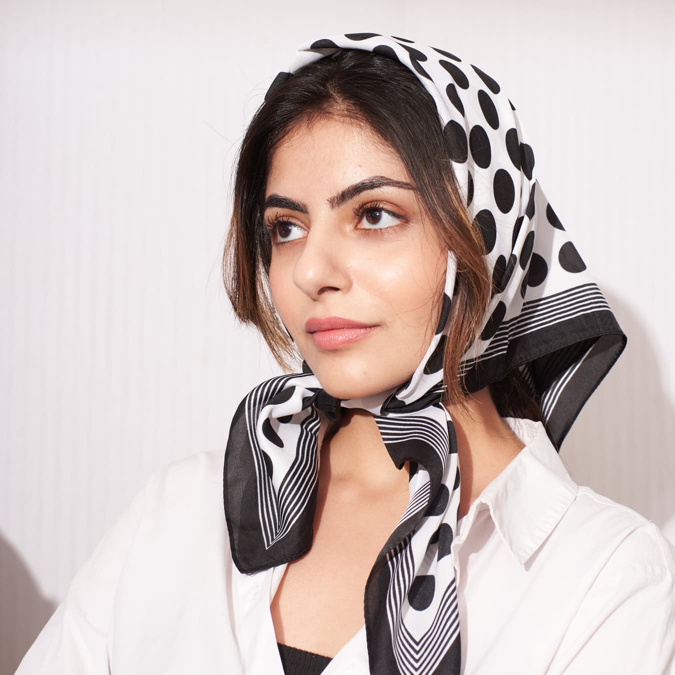 Women's Multicolor Casual Classic Retro Polka Silk Scarf