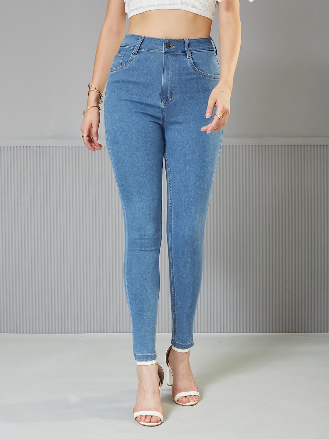 Women's Blue Casual Solid Skinny Fit Jeans