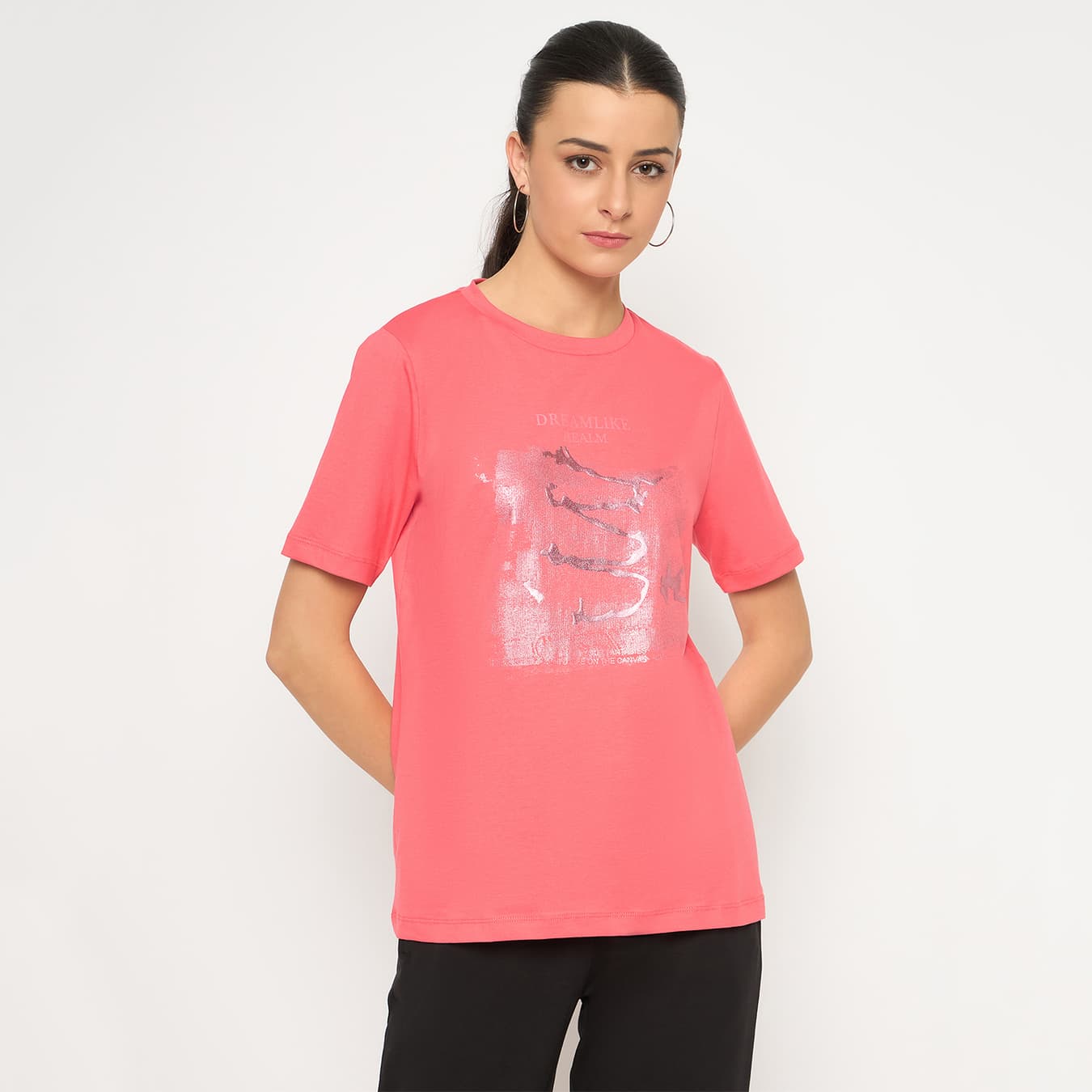 Women's Pink Casual Basic Fit Graphic Print Round Neck Half Sleeve Top