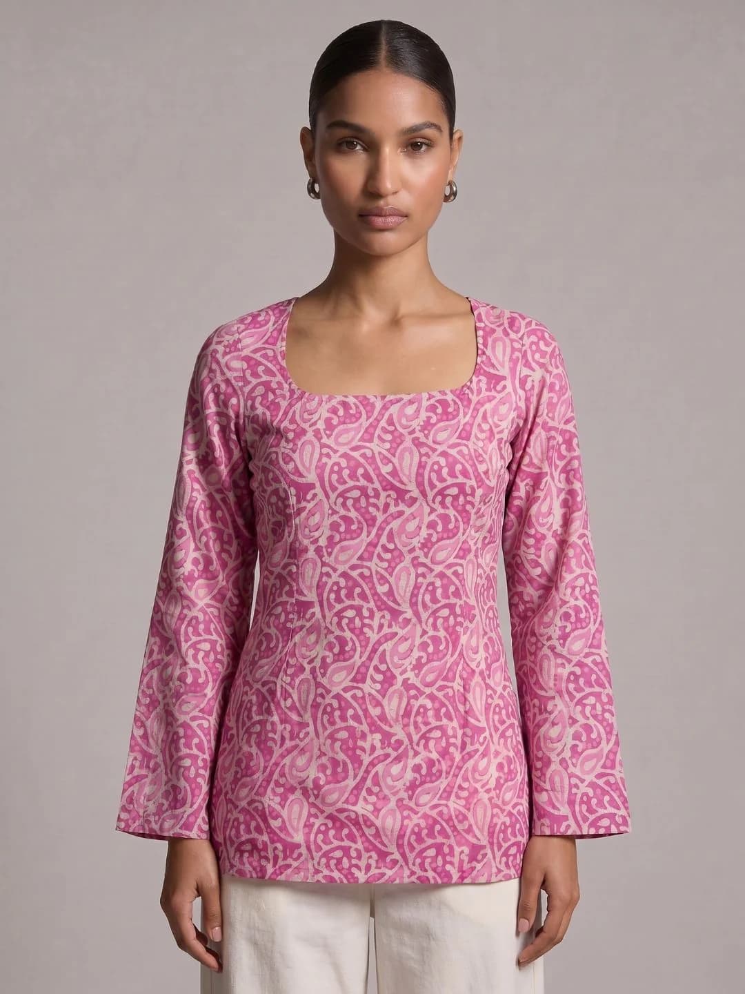 Women's Pink Casual Paisley Slim Fit Kurti