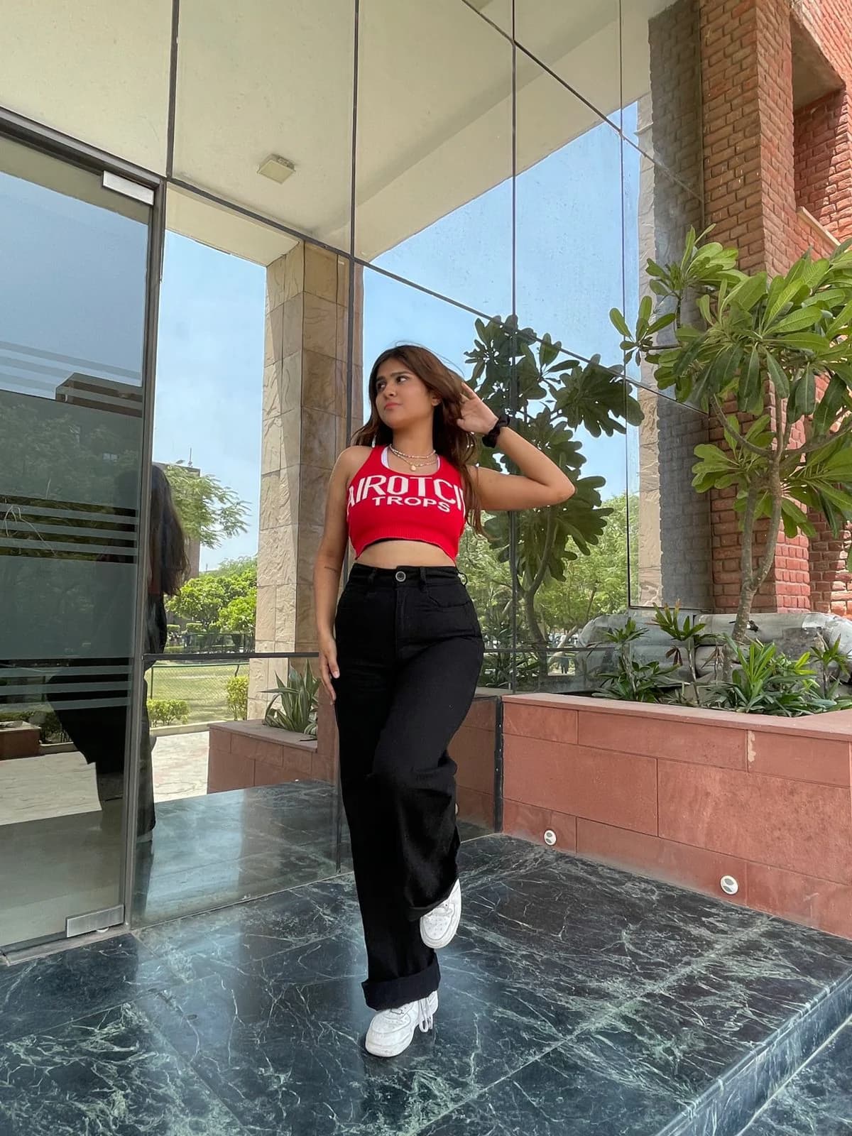 Women's Black Solid Wide Leg Jeans