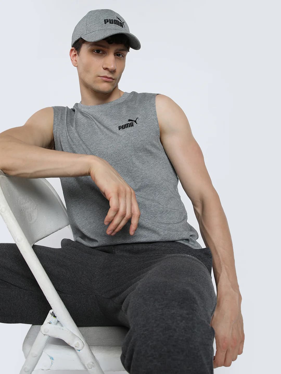 Men Grey Casual Typography Regular Fit Sleeveless Tank