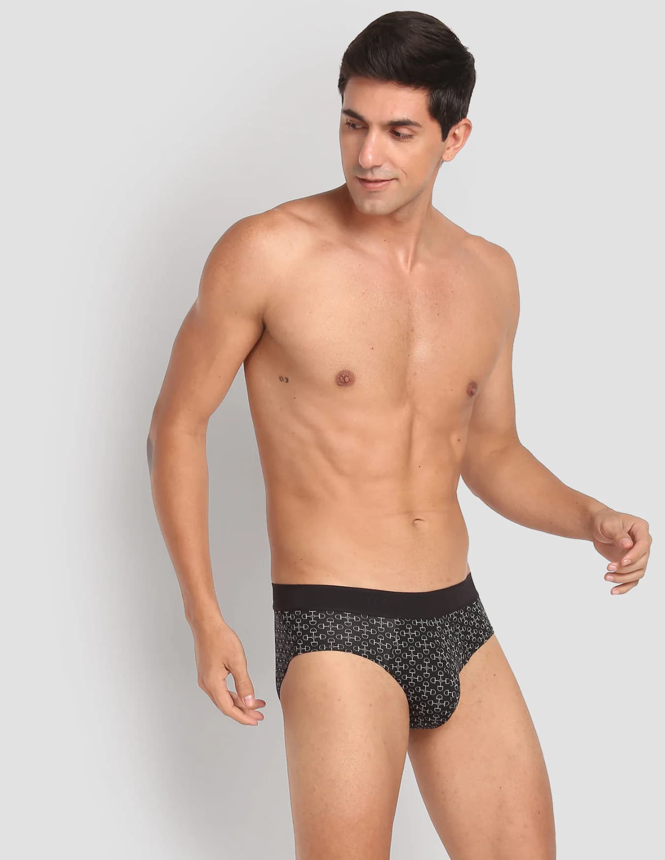 Men's Black Regular Fit Mid Rise Briefs