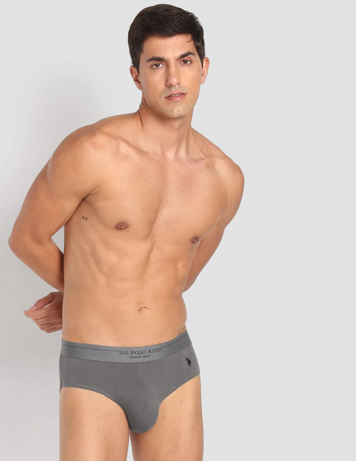 Men's Grey Regular Fit Mid Rise Briefs