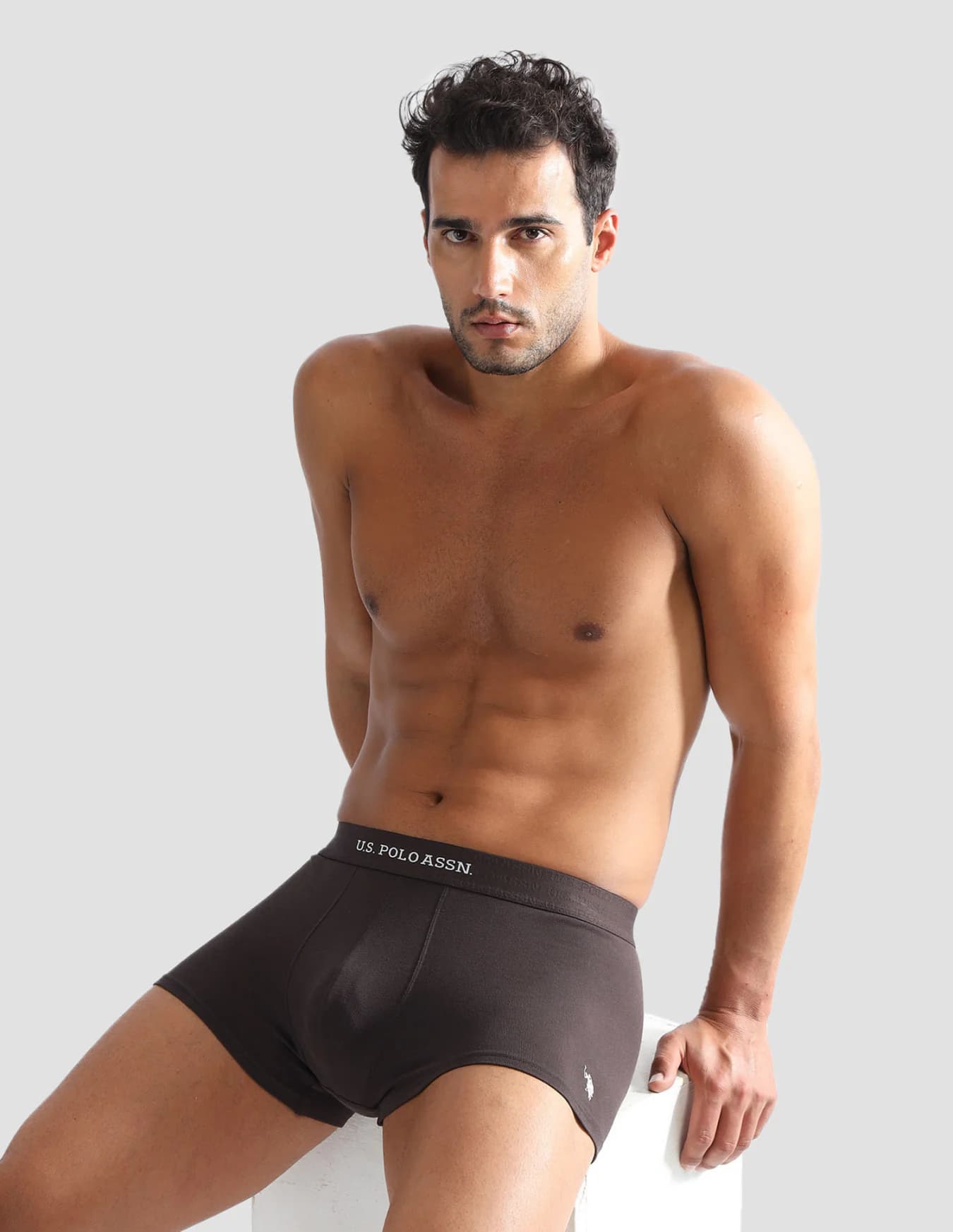 Men's Brown Regular Fit Mid Rise Trunks