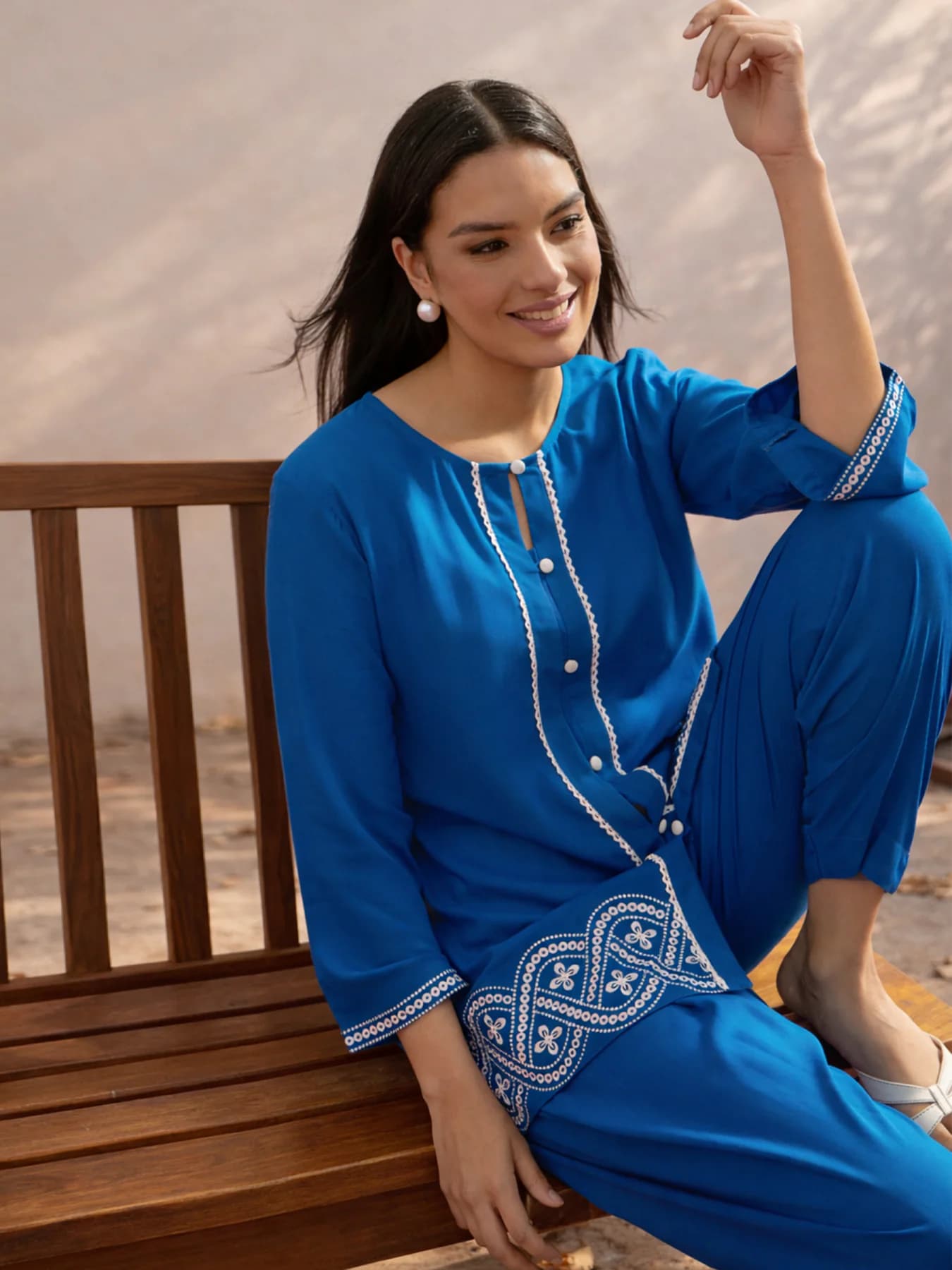 Women's Blue Festive Three Quarter Sleeves Kurta Set